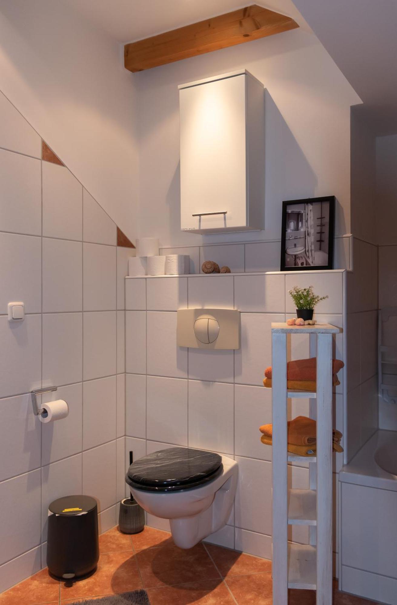 Moderne, Gemuetliche Dg-Wohnung In Ruhiger Lage Нойнбург-форм-Вальд Экстерьер фото